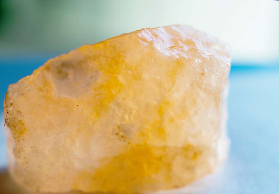 Himalayan, salt, crystal, rock, piece, pink, energy, healtly, mineral, detail, macro, close up, 