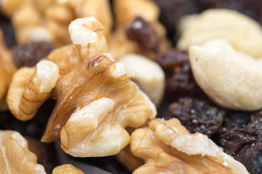 aliment, almond, backdrop, background, brown, cashew, crop, different, dried, dry, eat, eating, energy, filbert, food, fruit, gourmet, group, hazel, hazelnut, healthy, heap, ingredient, kernel, macro, mix, mixed, munchies, natural, nature, nourishing, nourishment, nut, nutriment, nutritious, nutritive, nuts, objects, organic, peanut, pile, raw, roasted, seed, snack, snacking, tasty, texture, textured, texturing, variation, vitamin, walnut, raisin, 