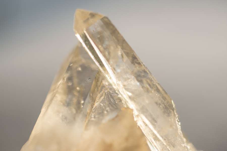 black, closeup, color, cristal, crystal, crystalline, detail, gem, gemstone, geology, gloss, hard, horizontal, image, jewel, macro, mineral, natural, nature, nobody, object, precious, quartz, rock, semiprecious, shape, shiny, stone, structure, pyramid, 