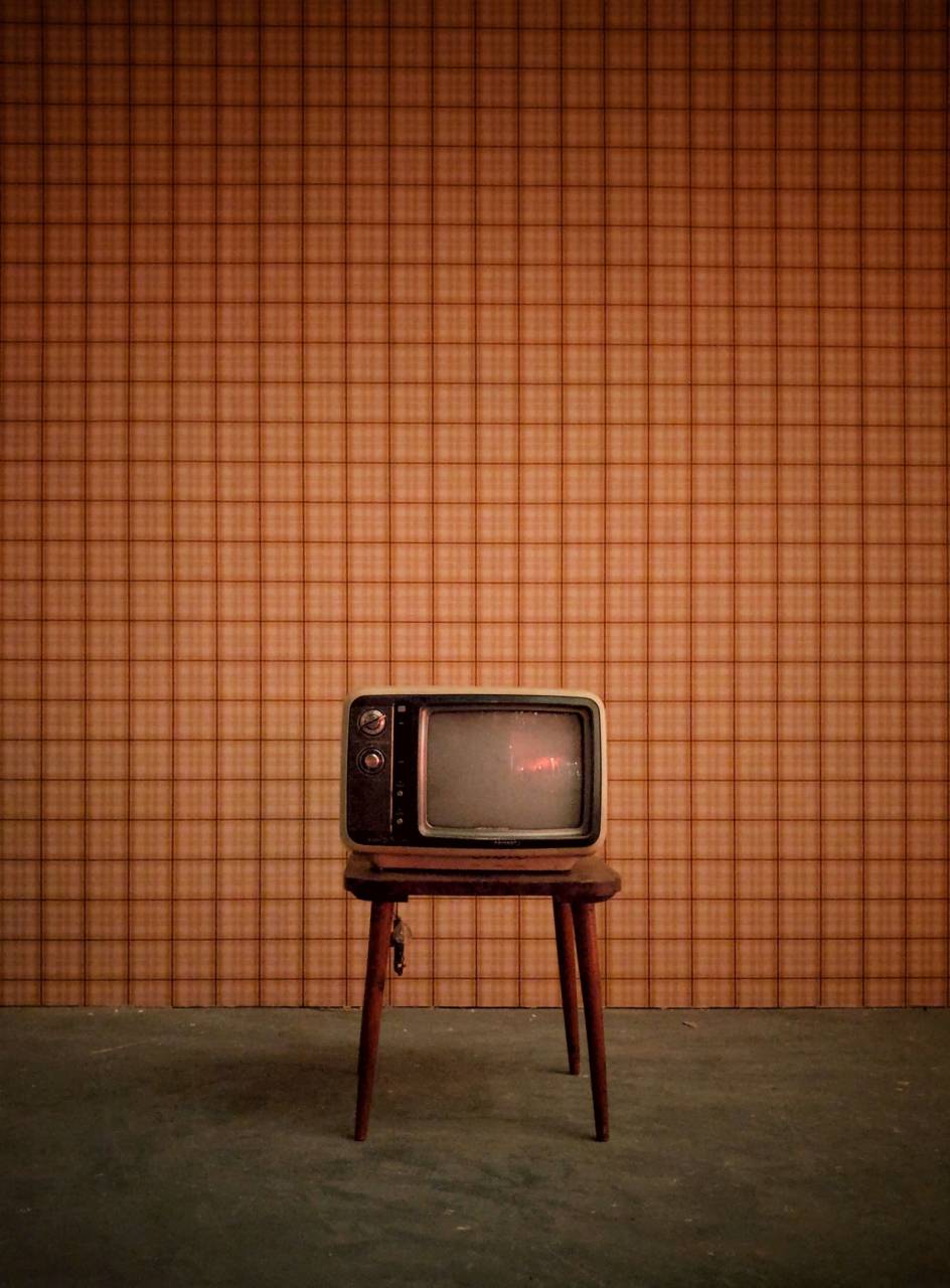 old, tv, retro, television, vintage, background, entertainment, channel, screen, broadcast, antique, media, display, technology, broadcasting, object, show, blank, movie, communication, video, electronic, tuner, classic, brown, white, obsolete, wood, tube, watch, style, set, news, visual, equipment, grunge, analog, electric, view, ancient, frame, electrical, program, nostalgia, front, wall, design, signal, 
