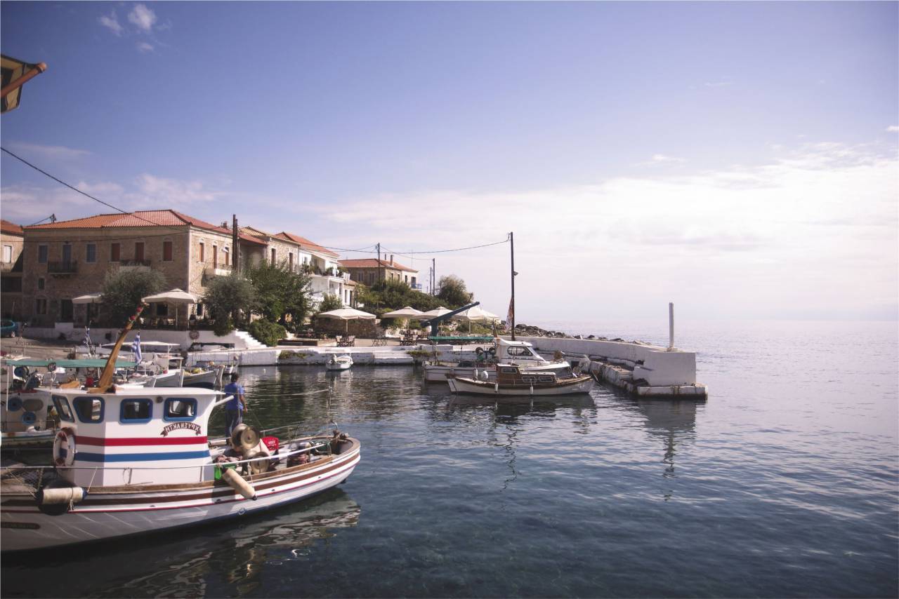 boats, docks, marina, harbor, harbour, water, sunshine, ocean, sea
, 