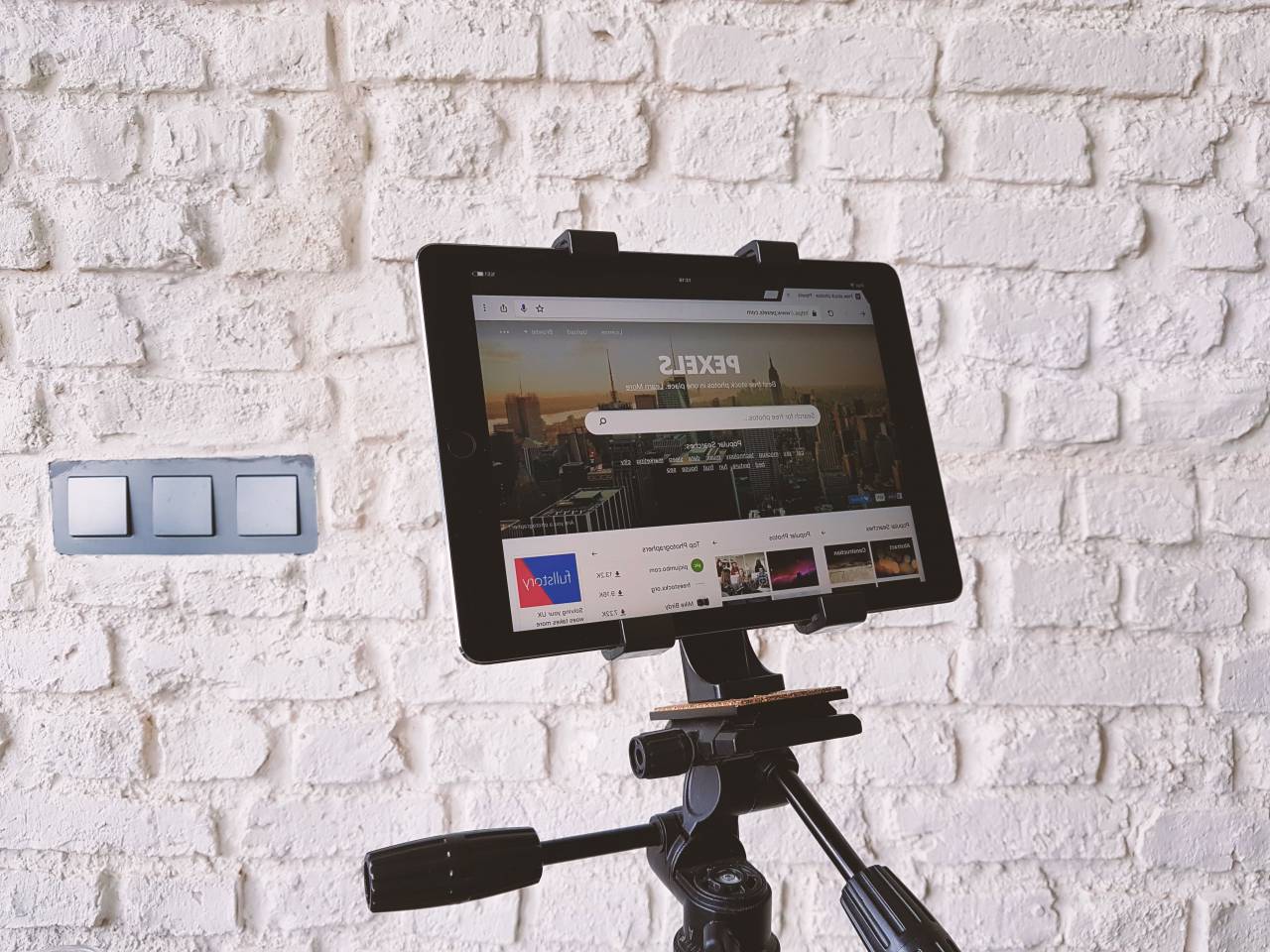 technology, tablet, tripod, pexels, website, design, wall, black, internet, wall
, 