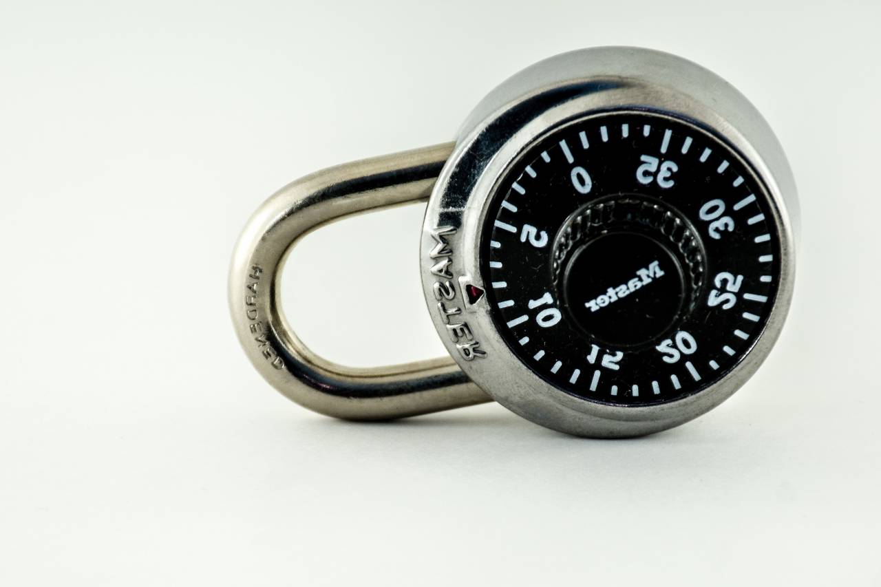 Theft Concept, Open Safe Deposit Box, Bank, Security Breach, Crime, Burglary, Robbery, Stolen Valuables, Financial Loss, Criminal Activity, Illegal Entry, Break-In, Intrusion, Unauthorized Access, Safe Break-in, Security Vulnerability, Bank Heist, Safe Crack, Breach of Security, Illegal Possession, Criminal Intent, Safety Compromise, Unauthorized Entry, Security Compromise, Financial Risk, Stolen Assets, Criminal Intrusion, Safe Deposit Box Theft, Bank Security Alert, Financial Crime, 