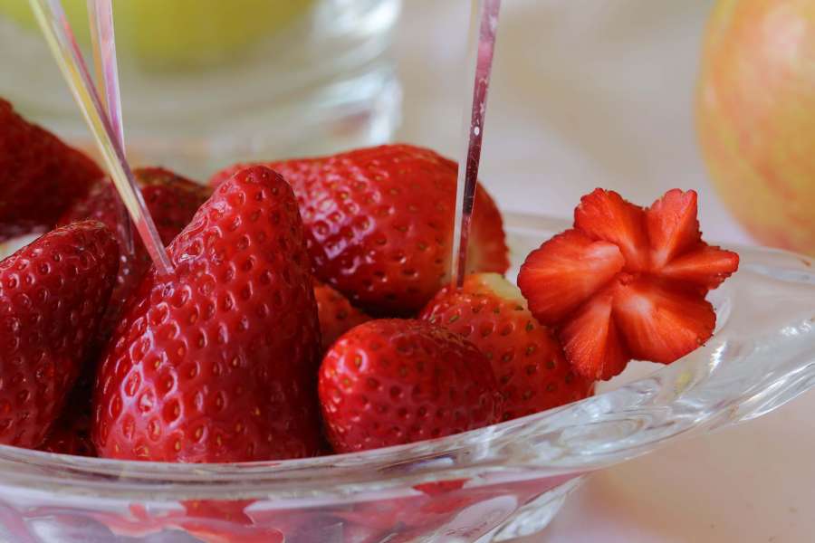 sweet, dessert, strawberry, food, fruit, fresh, delicious, berry, plate, red, background, tasty, summer, white, healthy, gourmet, juicy, ripe, closeup, organic, table, freshness, green, vitamin, nature, homemade, decoration, eating, snack, leaf, diet, cream, natural, breakfast, pastry, top, vegetarian, group, dish, view, health, baked, refreshment, restaurant, nutrition, cuisine, bowl