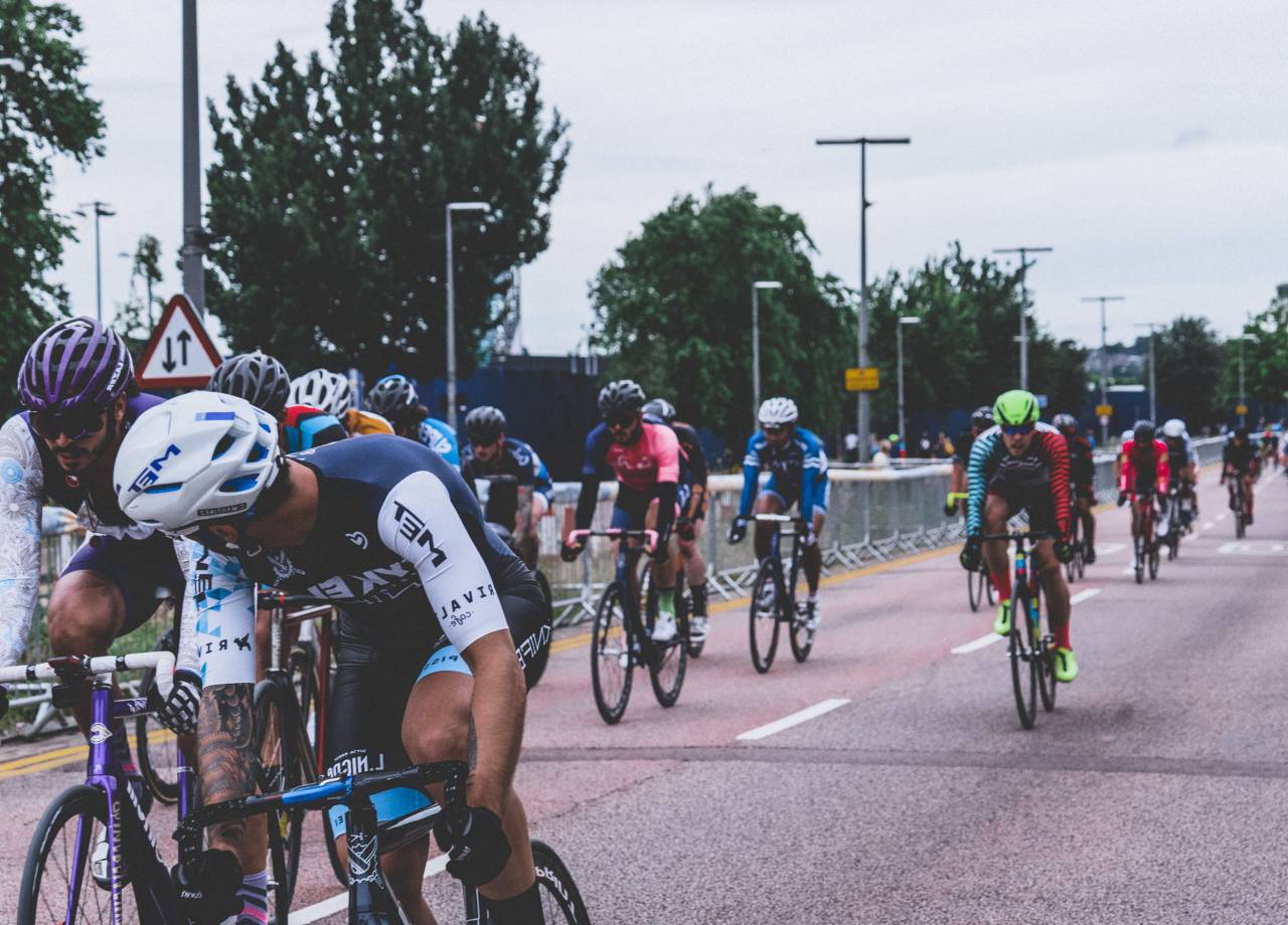 bikes, cycling, cyclists, men, people, race, racing, fitness, sports, team, road, group, athletes
, 