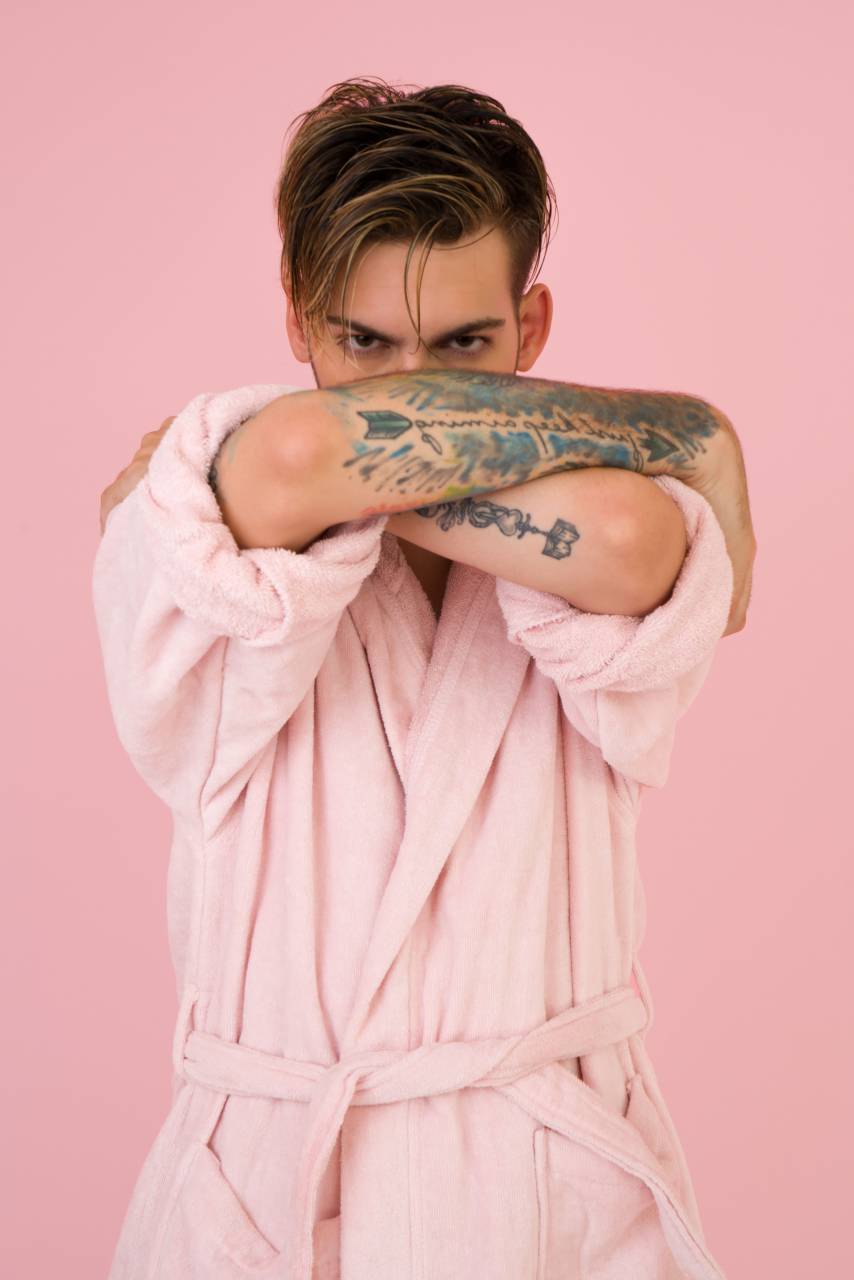 man, model, pink bathrobe, tattoo, pink background, fashion
, 