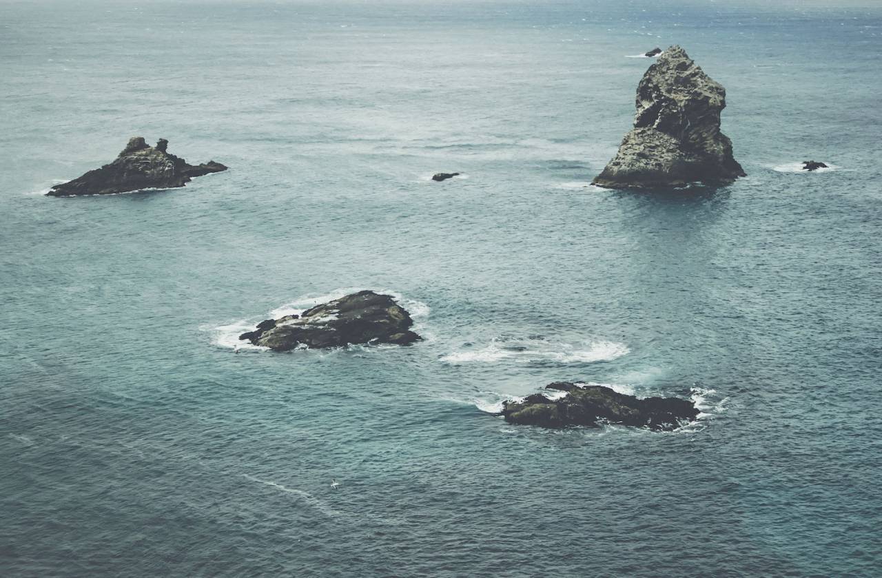 nature, water, crashing, waves, ocean, blue, sea, ripples, rocks
, 