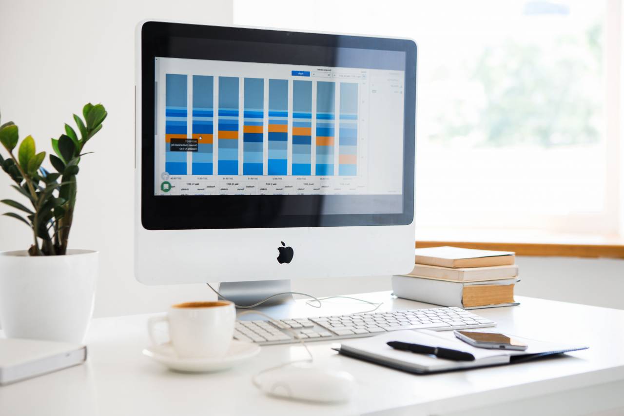 seo, ppc, internet, digital, marketing, dashboard, graphs, charts, analytics, business, computer, mac, desktop, office, desk, work, mouse, keyboard, books, coffee, plant, decor, notepad, notbook, pen, finance, startup, technology
, 