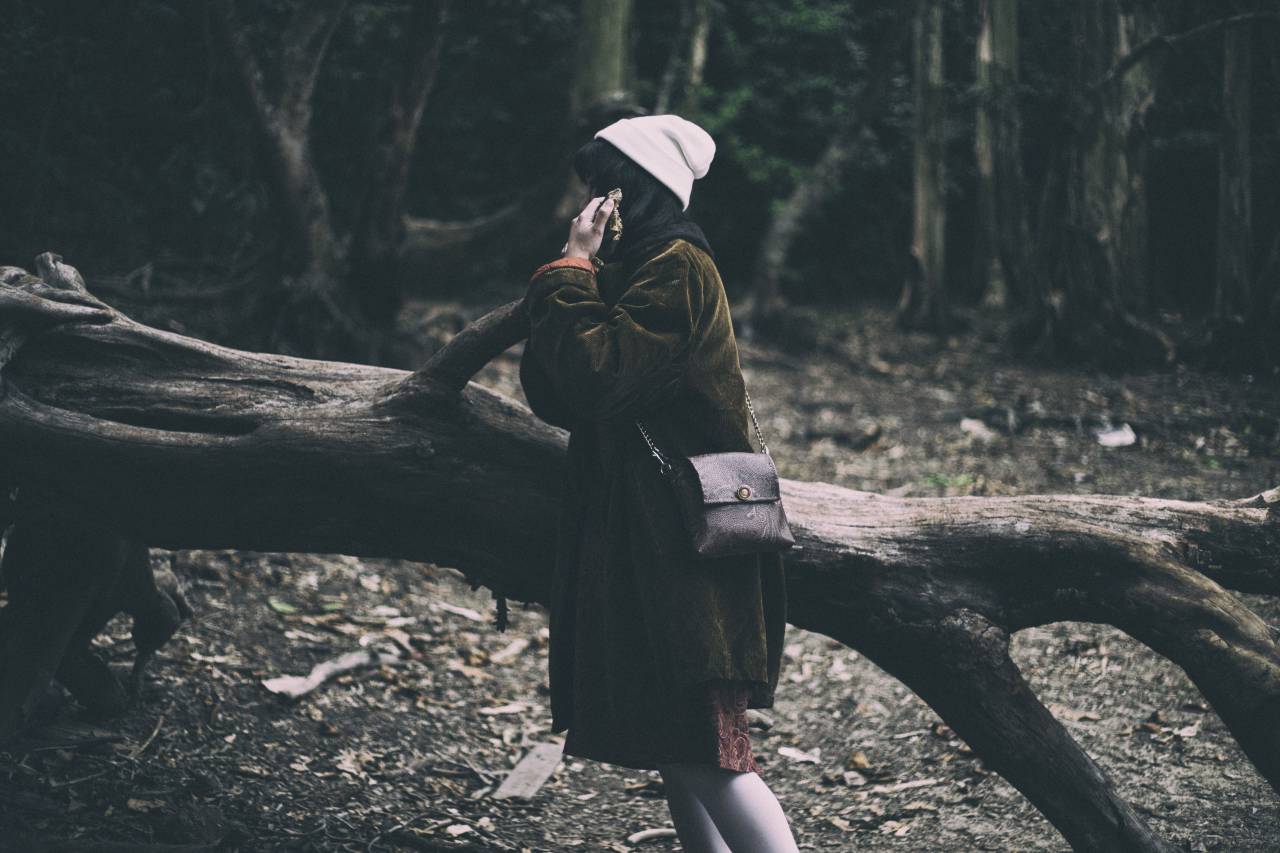 árvore, ramo, natureza, ao ar livre, floresta, viagem, pessoas, menina, mulher, triste, sozinha,