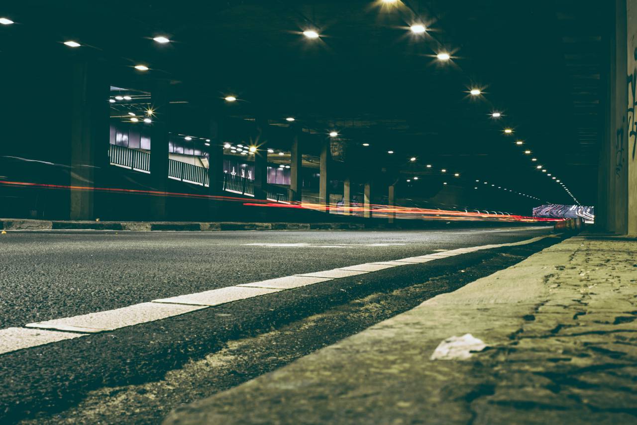 urban, city, road, street, dark, night, lamp. car, vehicle, transportation, long exposure, photography
, 