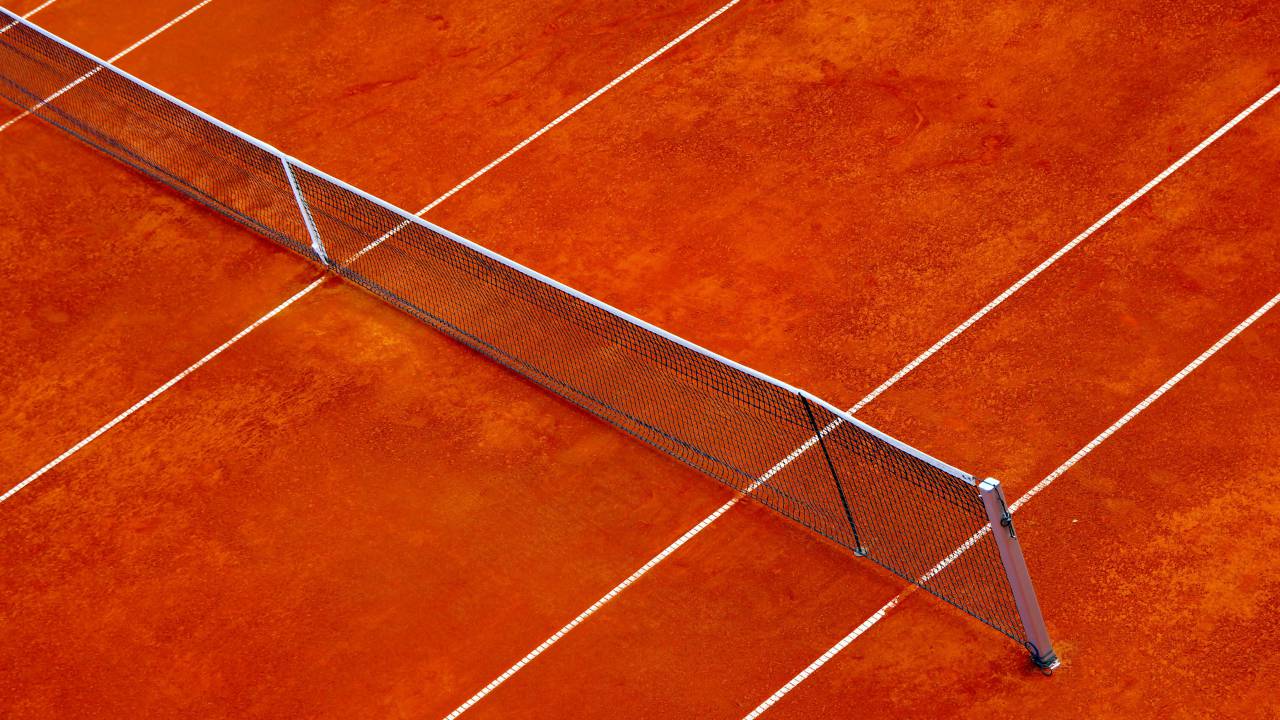 Pista de pádel,tenis,deporte,bola,deporte competitivo,competencia,pelota de tenis,al aire libre,net,equipamiento deportivo,