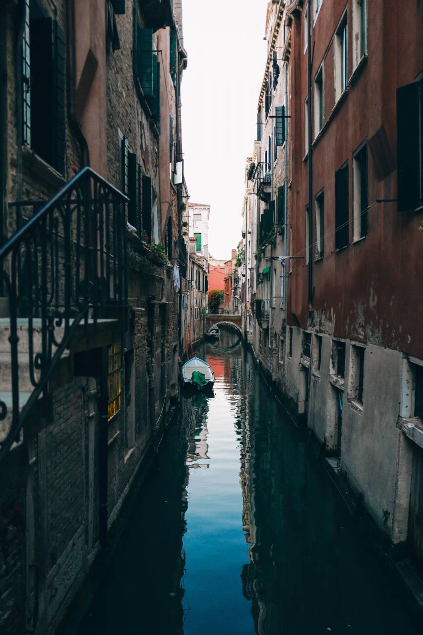 architecture, building, infrastructure, canal, water, wall, reflection
, 