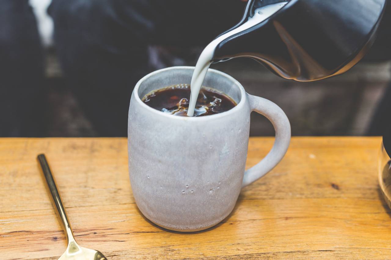 black, coffee, milk, hot, cold, drink, cup, spoon, coffeehouse, cafe, shop, wooden, table
, 