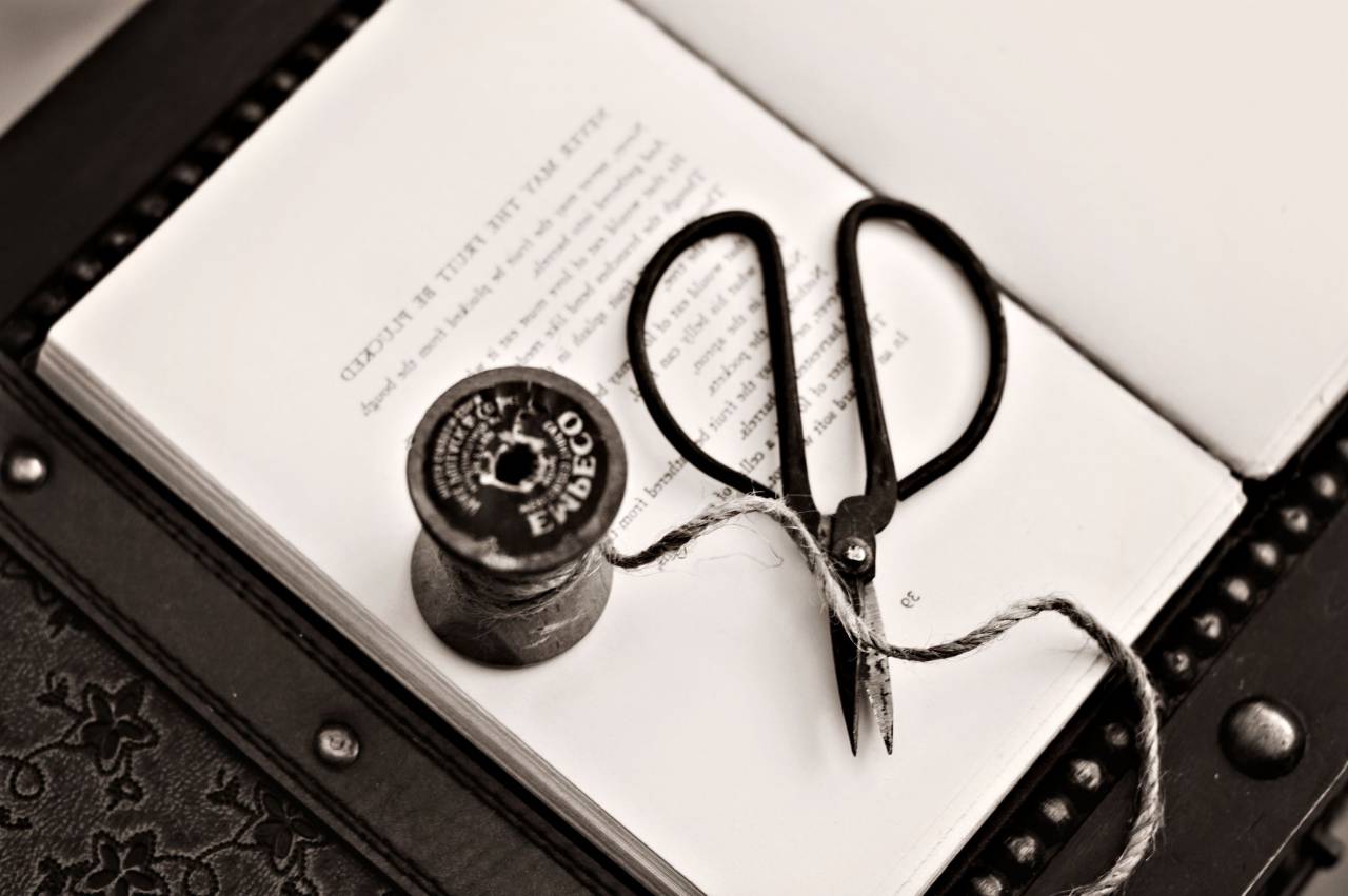 vintage, sewing, kit, needle, scissors, book, rustic, old, repair, desk, office
, 
