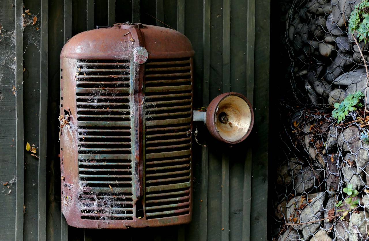vintage, vehicle, grille, truck, headlight, parts, rusty, antique, old, worn, weathered, barn, garage, automotive
, 