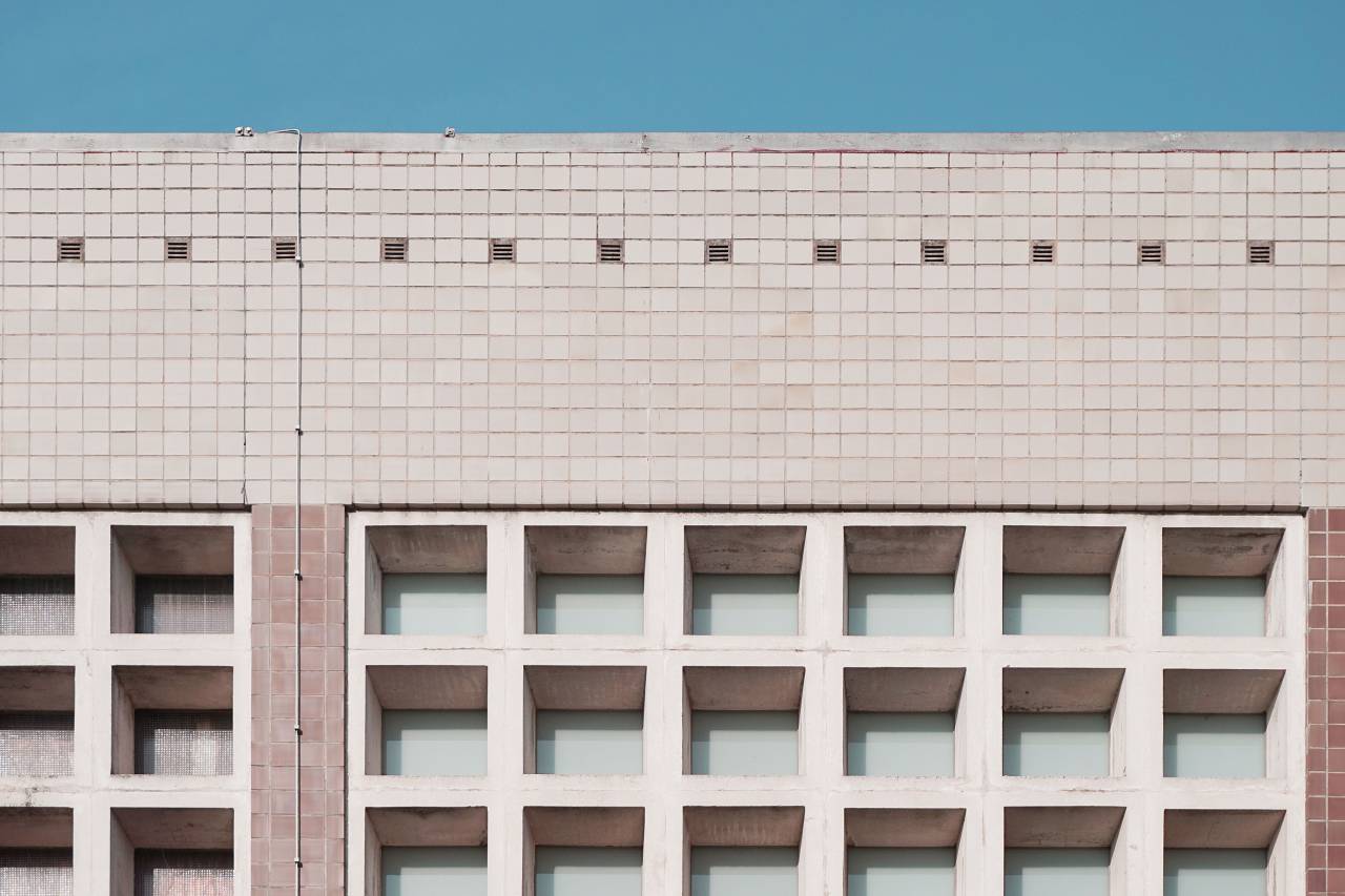 architecture, building, infrastructure, structure, establishment, apartment, windows, condominium, hotel
, 
