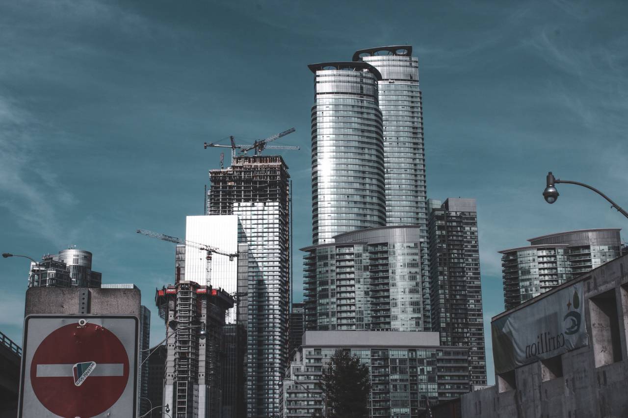 Edificios, ciudad, urbano, arquitectura, rascacielos, cielo, nubes,