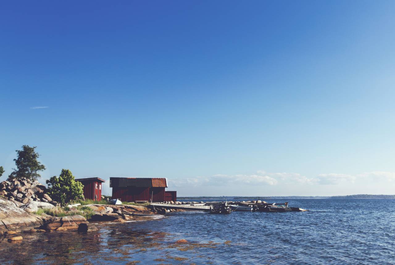 lake, water, docks, boats, rocks, sunshine, sunny, summer, blue, sky, cottage, shed
, 