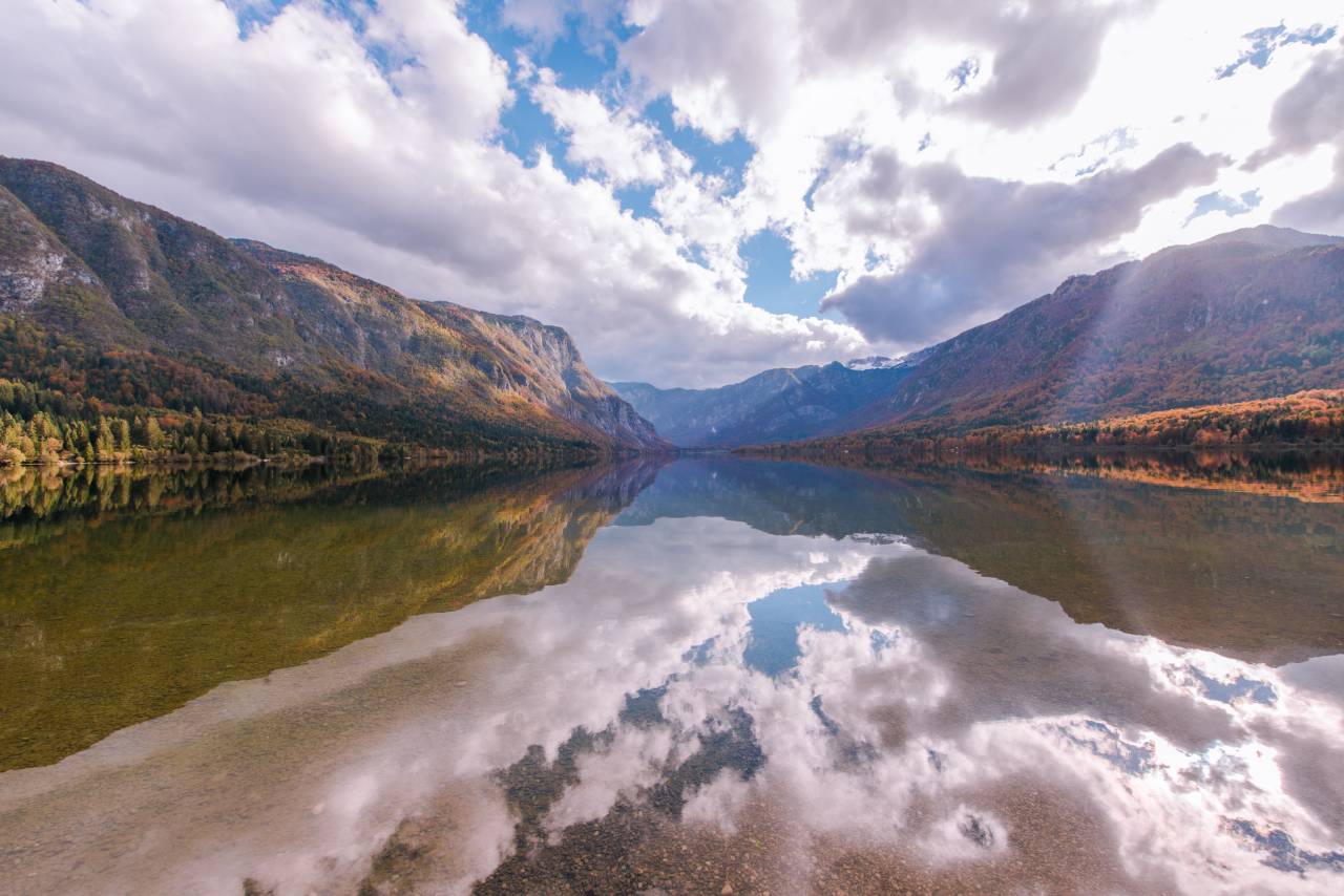 Lago, agua, reflexión, sol, cielo, nubes, reflexión, montañas, paisaje, naturaleza, al aire libre,