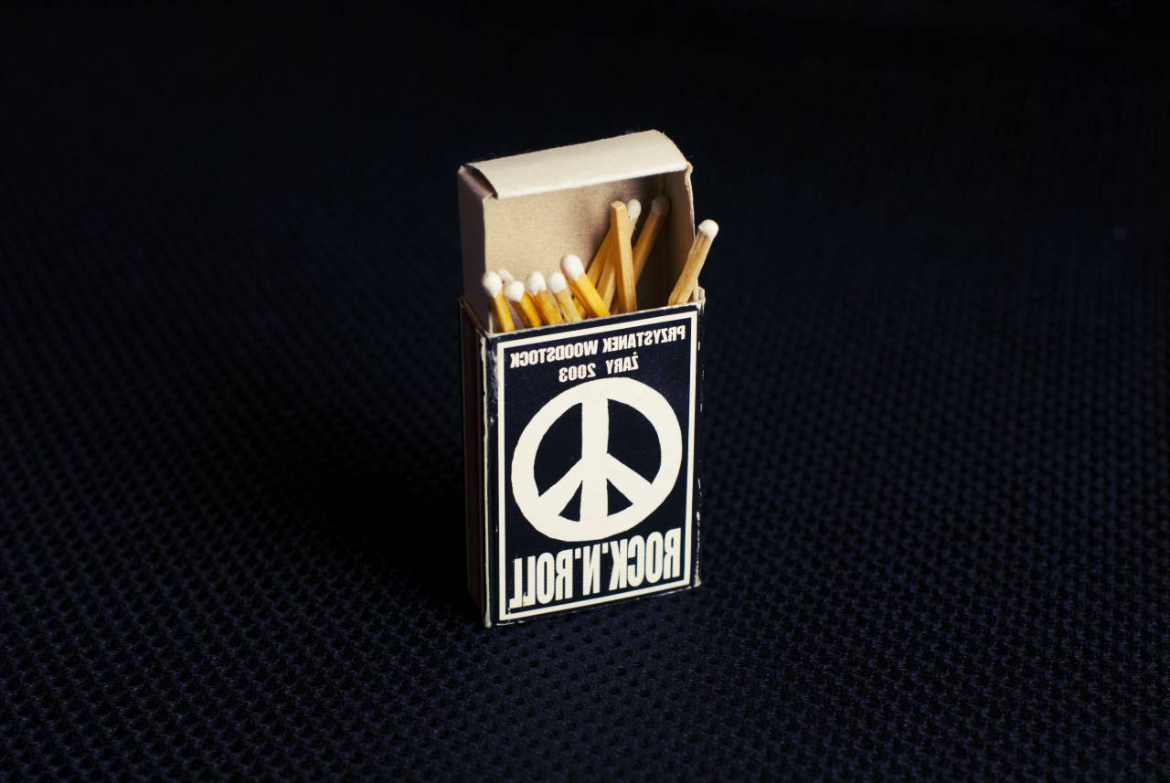 matches, objects, smoking, Woodstock, rock and roll, rock n' roll, vintage, oldschool, retro, box, peace
, 