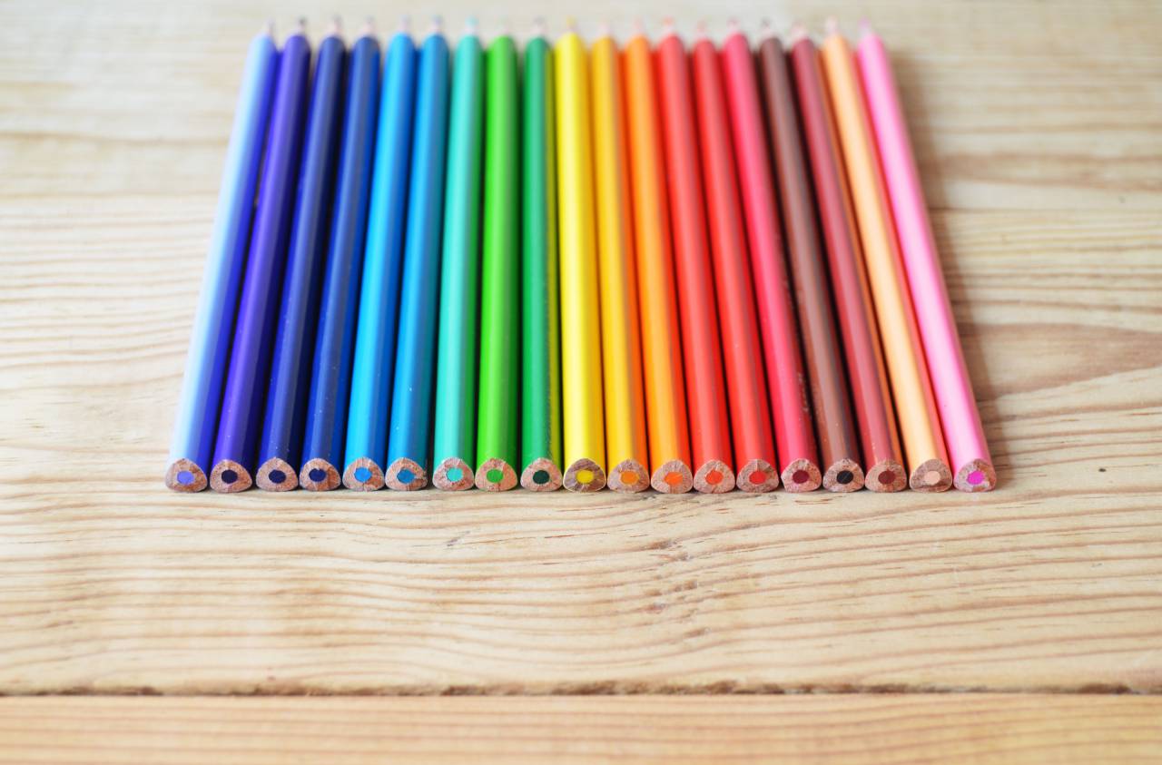 pencils, crayons, art, creative, colors, colours, wood, desk, drawing
, 