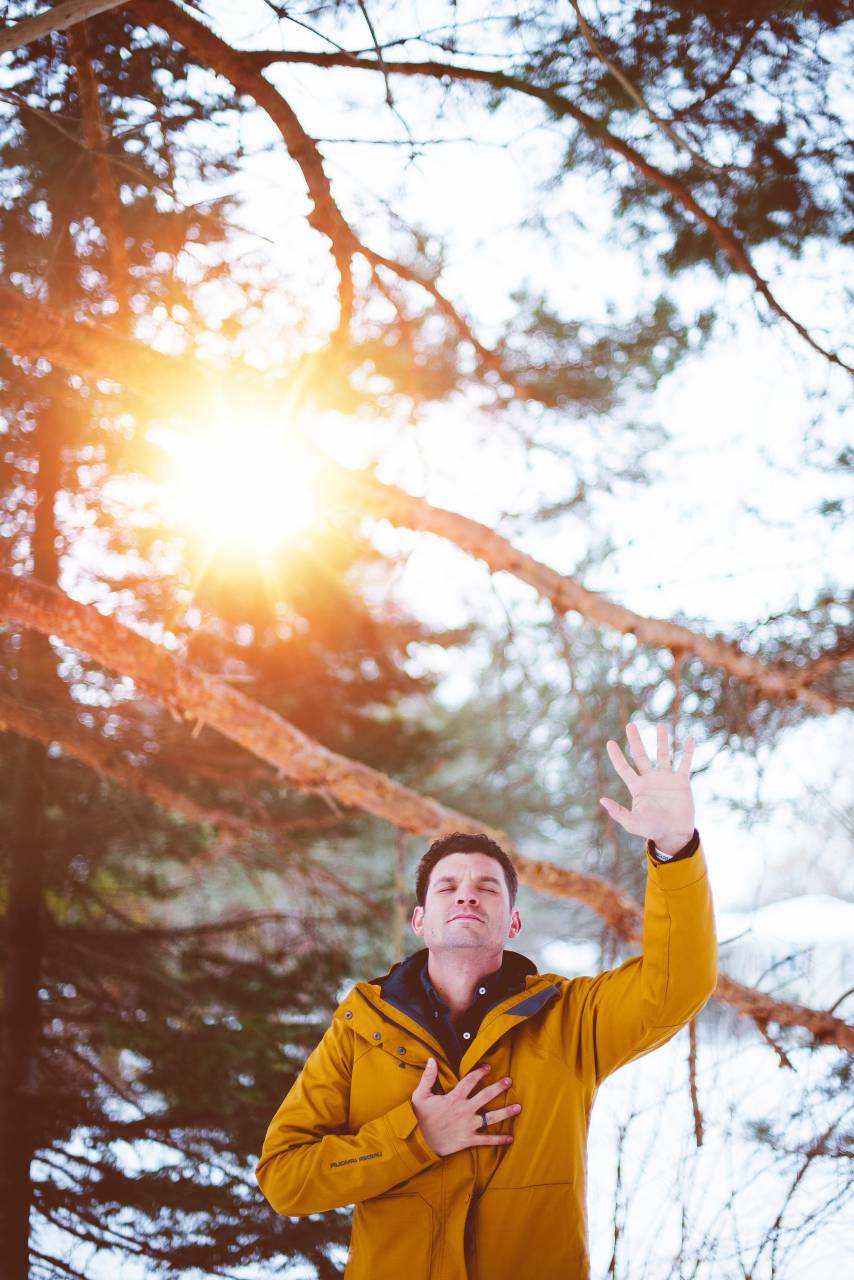 people, man, summer, autumn, fall, sun, sunlight, sincere, worship, praise, heart, love, coat, jacket, weather, trees, woods, forest
, 