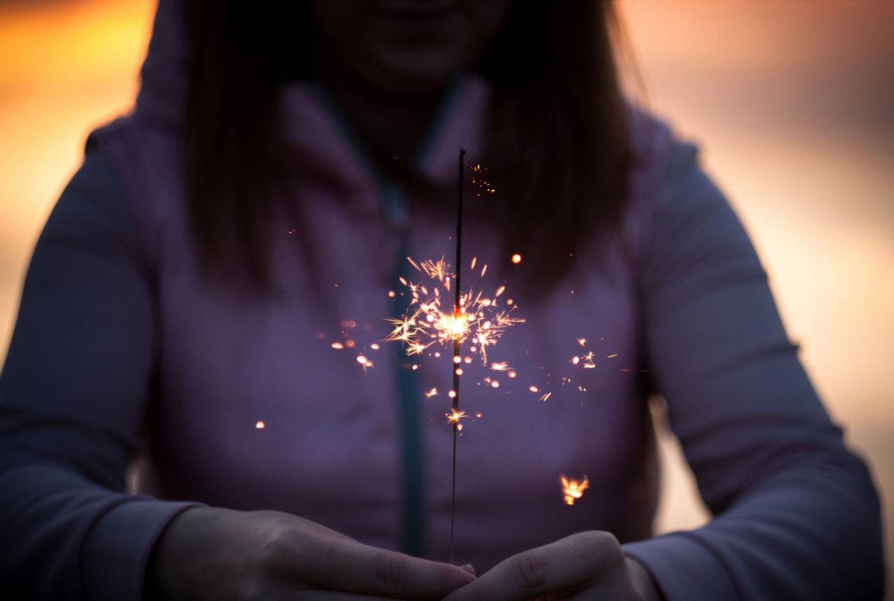 bengala, luces, fuego, llama, difuminar, gente, niña,
