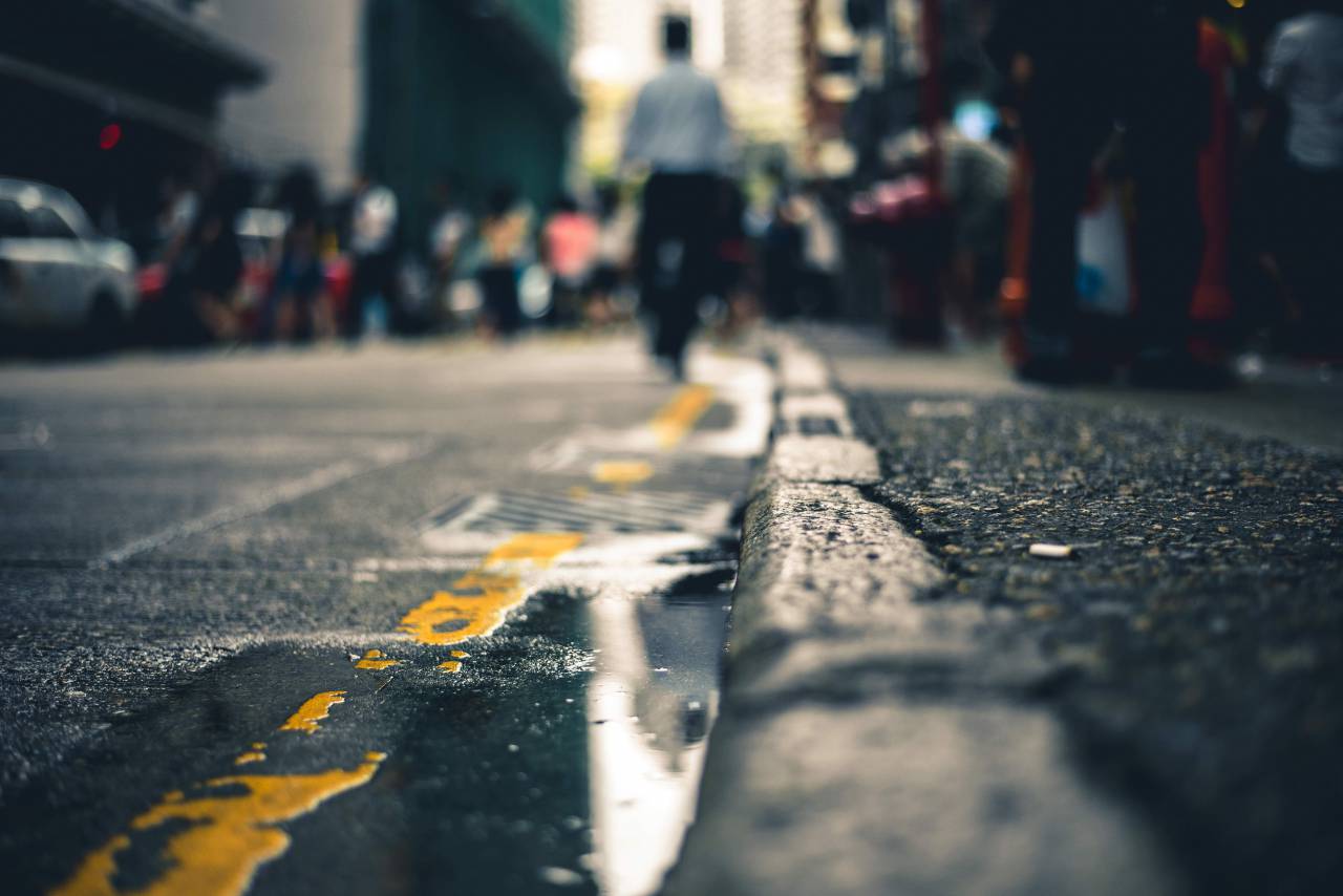 still, street, sidewalk, gutter, canal, water, puddle, line, people, city, urban, downtown, metro, bokeh
, 