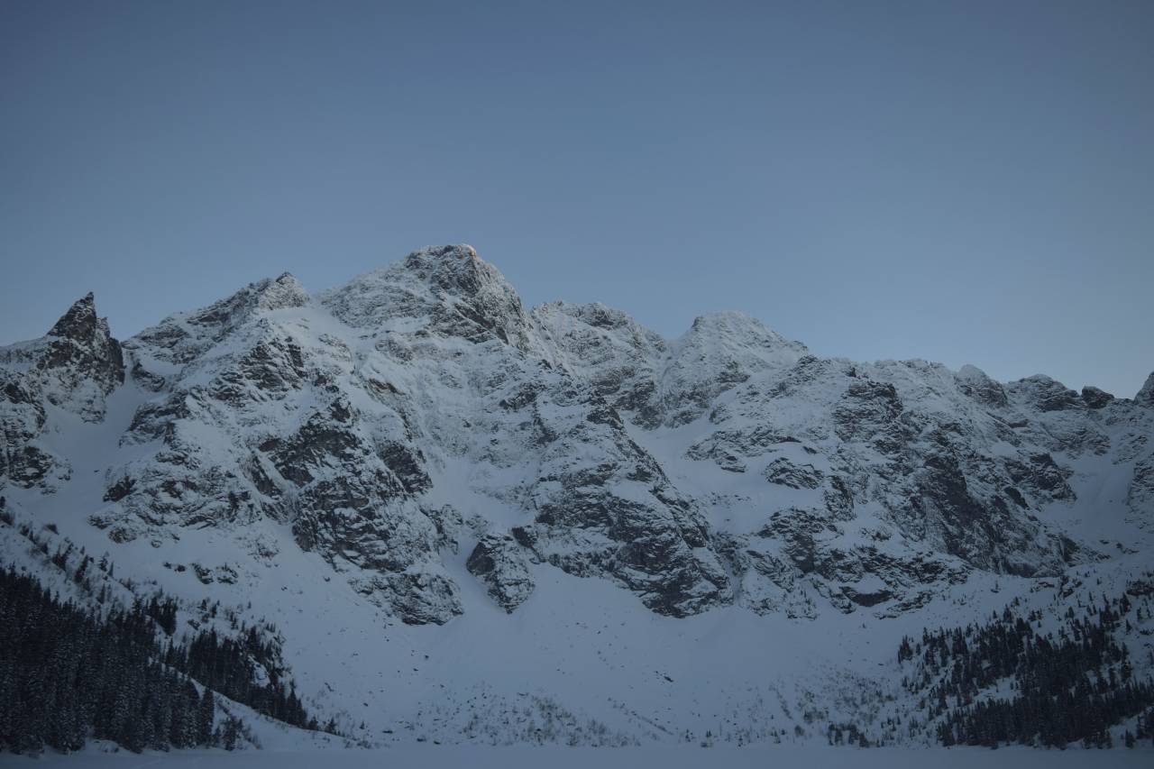 Calma, nieve, montaña, paisaje, viajes, invierno, azul, cielo, anochecer,