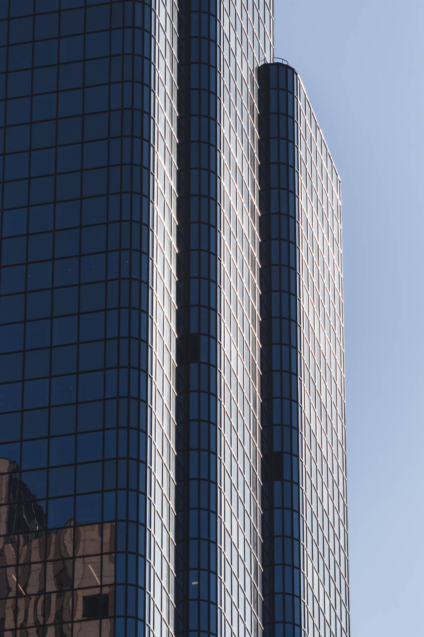 city, building, structure, architecture, corner, urban, design, business, facade, windows, modern, glass, exterior, reflection, skyscraper, corporation
, 