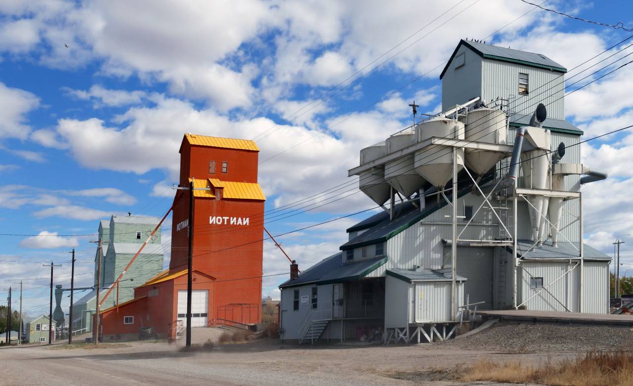 rural, town, farm, harvest, sky, clouds, road, street, mainstreet, construction, manual labor, blue collar, industrial, work
, 