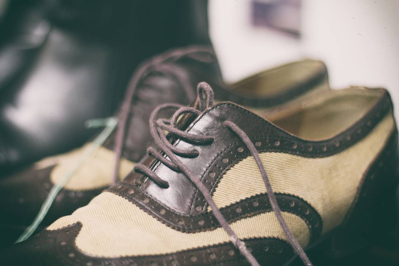 zapatos, espectáculos marrones, cordones, zapatos vintage, zapatos viejos,