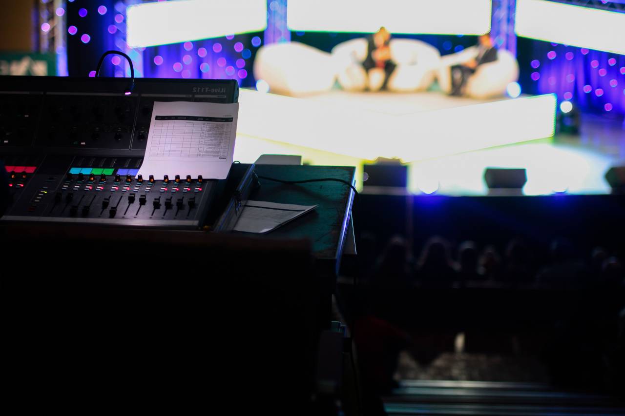 Sonido, mezclador, electrónico, tecnología, audio, equipo, panel, volumen, música, deslizamiento, botón, escenario, teatro, bokeh, difuminar,