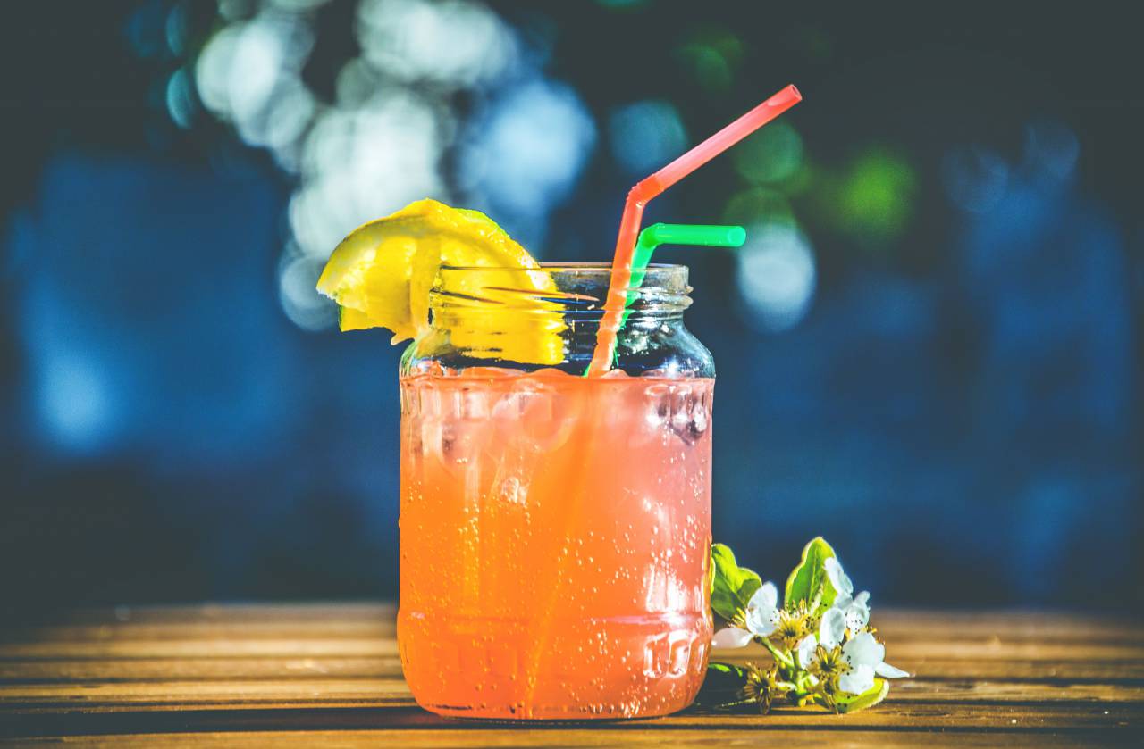 still, items, things, jar, tropical, drink, beverage, citrus, lemon, flowers, straws, two, share, table, bokeh
, 
