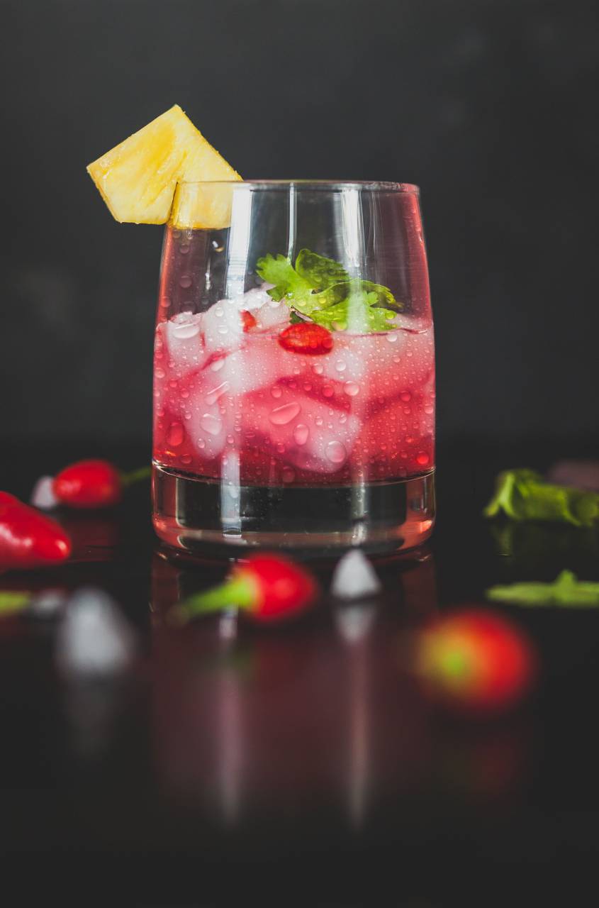 drinks, beverage, cocktail, glass, fruit, garnish, bar, blur
, 