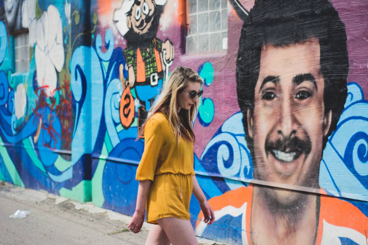 girl, walking, sidewalk, mural, graffiti, wall, spray paint, city, urban, lifestyle, people, fashion, sunglasses
, 