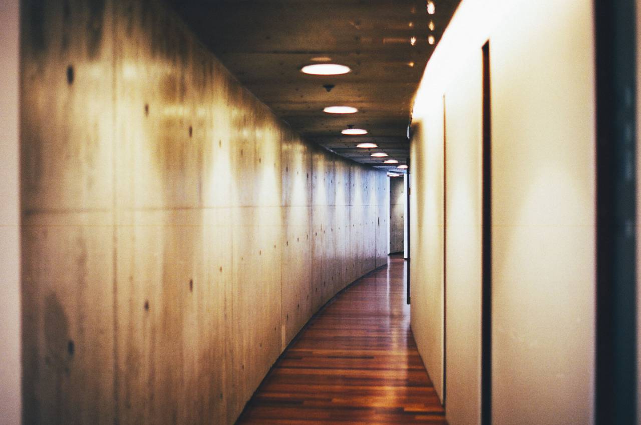 hardwood, floor, walls, hallway, lights, lamps
, 
