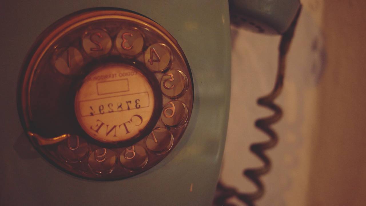 rotary telephone, vintage, antique, oldschool
, 