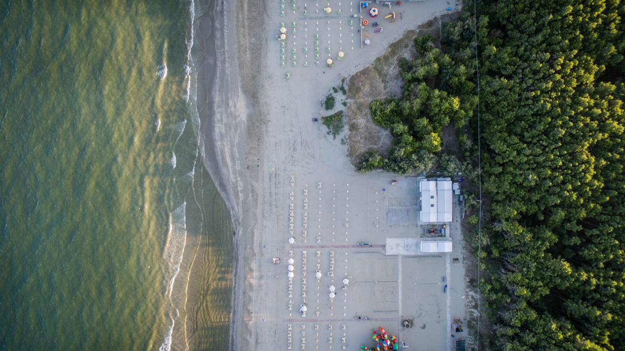 Antena, vista, mar, océano, agua, playa, arena, costa, orilla, recurso, árboles, planta, naturaleza, edificio,