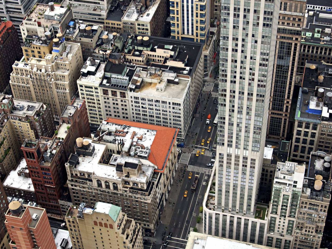 architecture, building, infrastructure, structure, establishment, apartment, windows, condominium, hotel, skyscraper, urban, city, aerial, road
, 