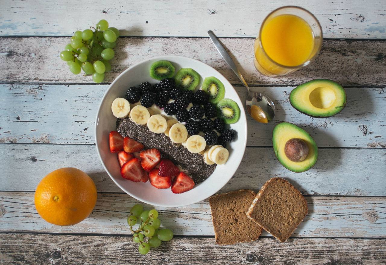 avocado, orange, banana, grapes, strawberry, kiwi, fruits, food, dessert, juice, drink, bread
, 