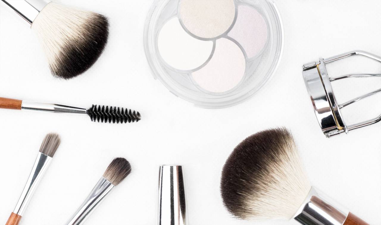 brush, make up, white, beauty, mascara, blush, powder, colors
, 