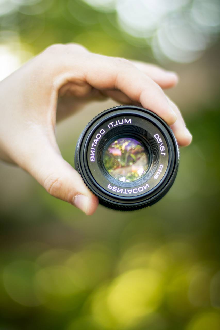 camera, lens, black, photography, bokeh, hand
, 
