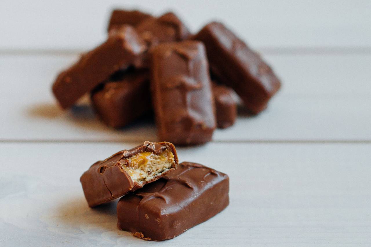 bocadillo, barra de chocolate, comida, dulces, golosinas, postre,
