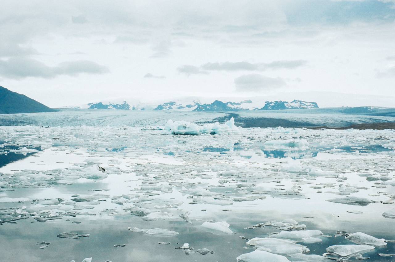 Glaciar, hielo, agua, lago, montañas, congelado, invierno, frío,