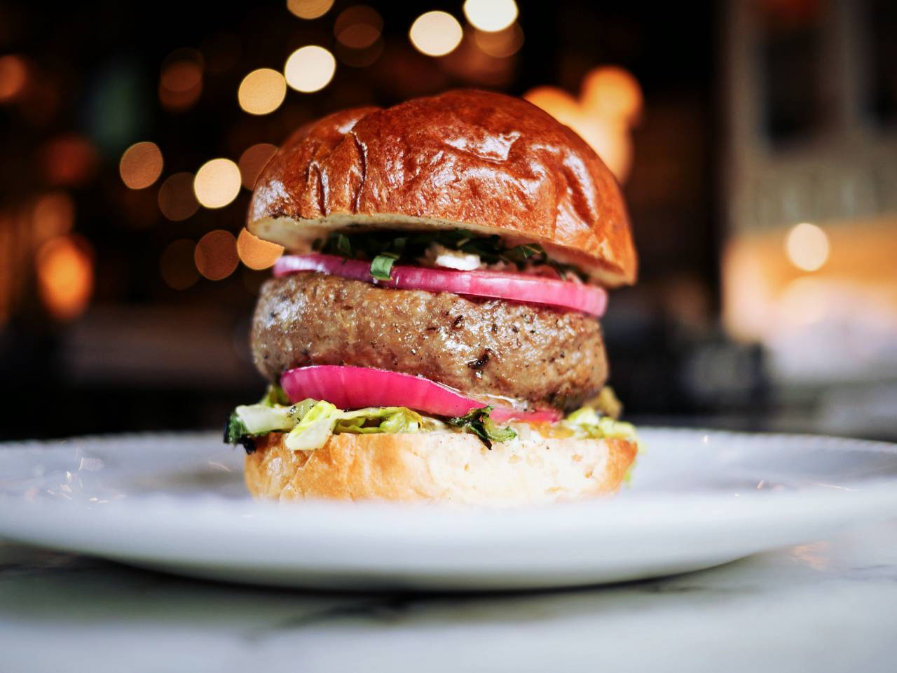 ham, burger, sandwich, food, bread, breakfast, lunch, dinner, restaurant, light, bokeh
, 