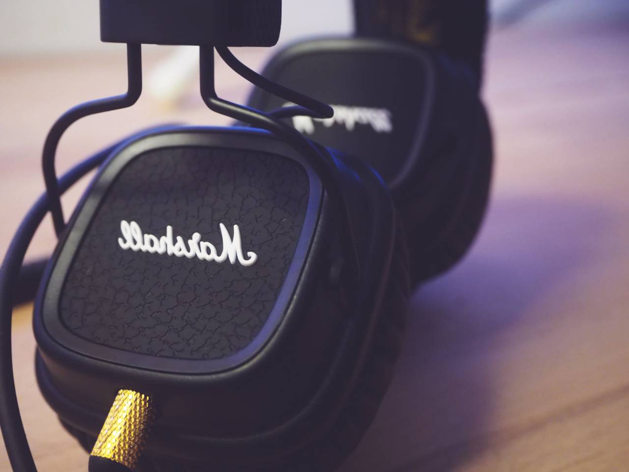 marshall, audio, speaker, equipment, music, headphone, mockup
, 