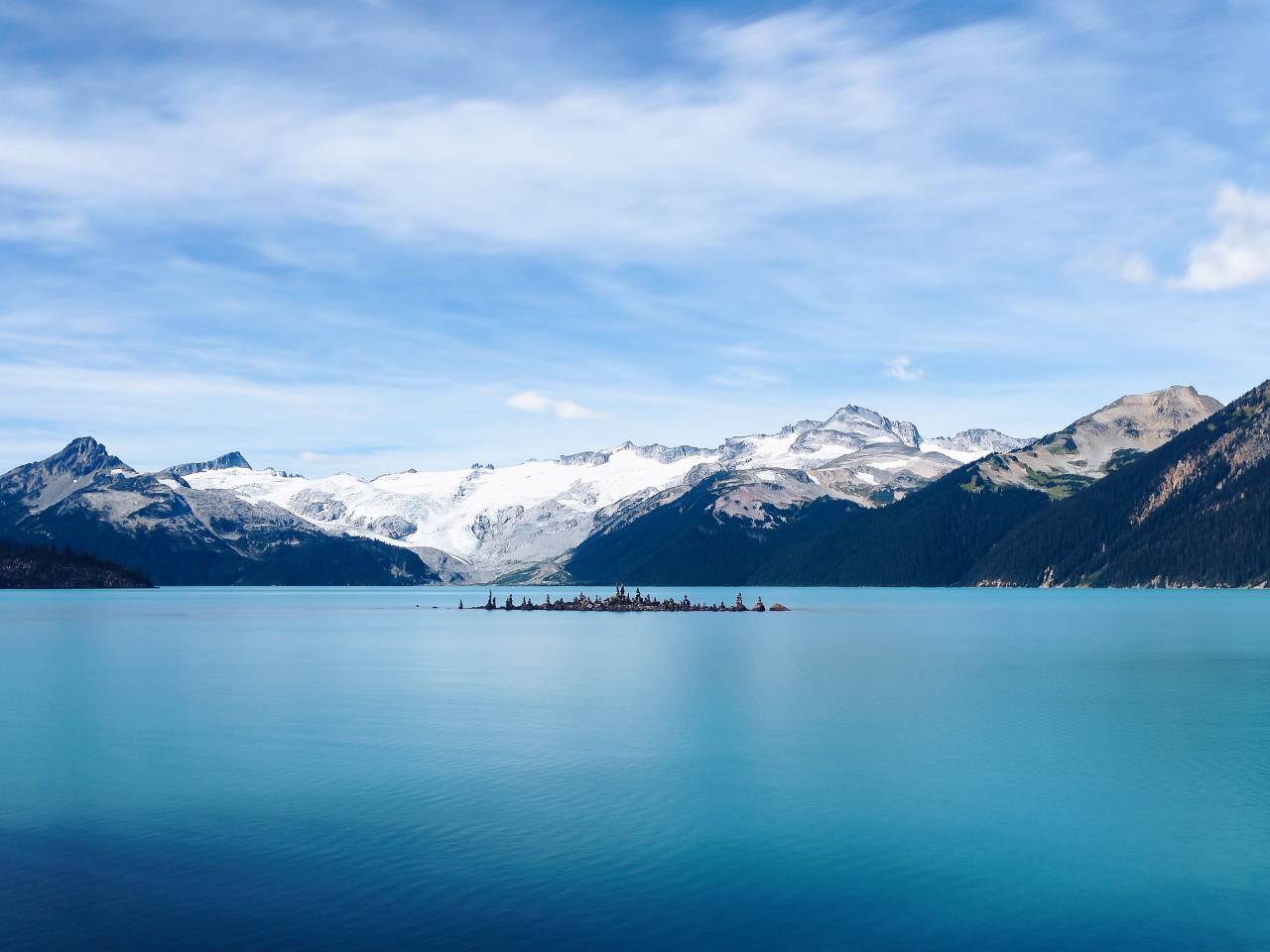 montaña, bosque, árboles, pino, nubes, niebla, agua, líquido, nieve, lago, naturaleza, verde, azul, blanco, cielo, ver, isla, roca, formación,
