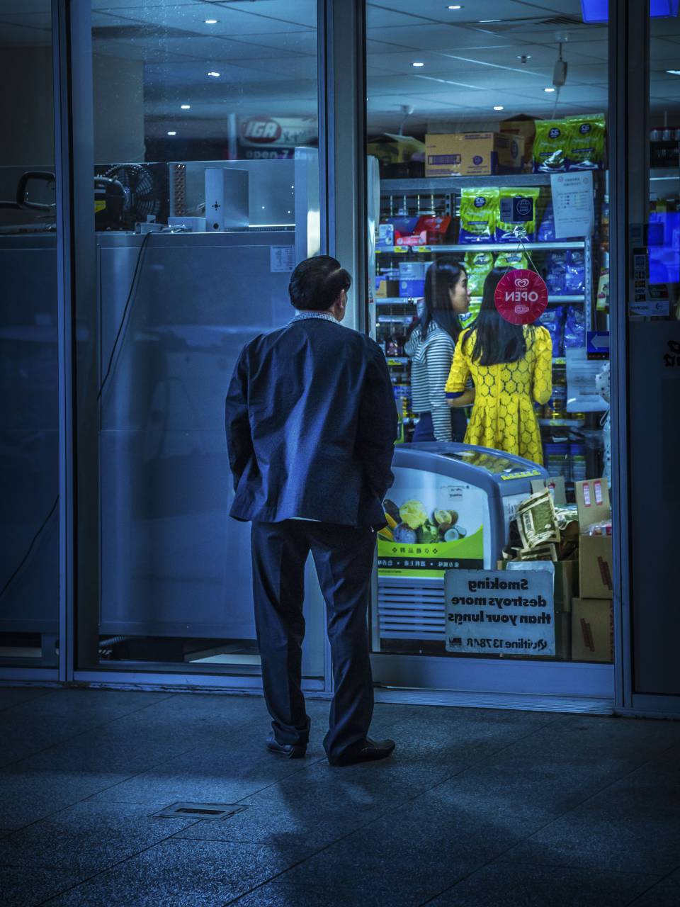 people, old, elderly, man, outside, grocery, convenience, store
, 