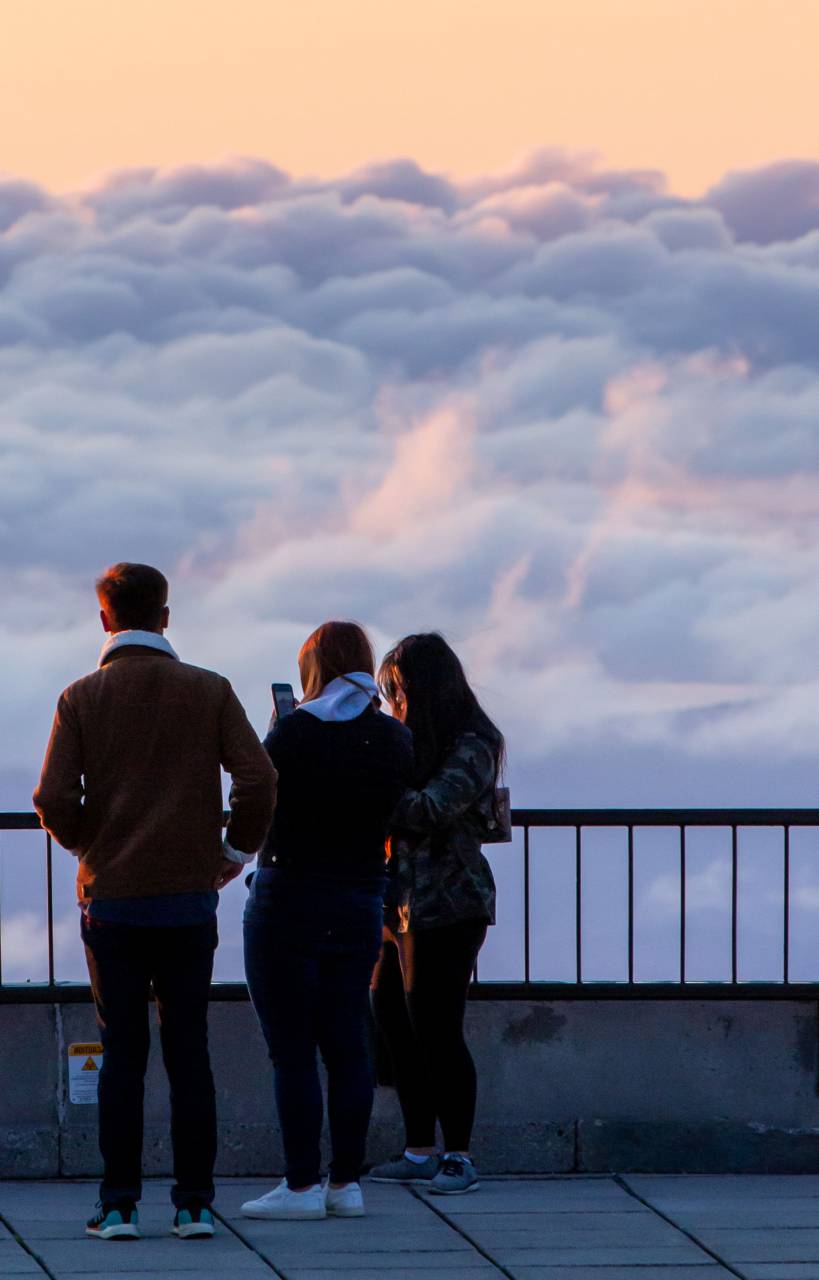 people, silhouettes, nature, group, tourists, clouds, travel, outdoors, looking, sky, sunset, sightseeing, man, woman
, 